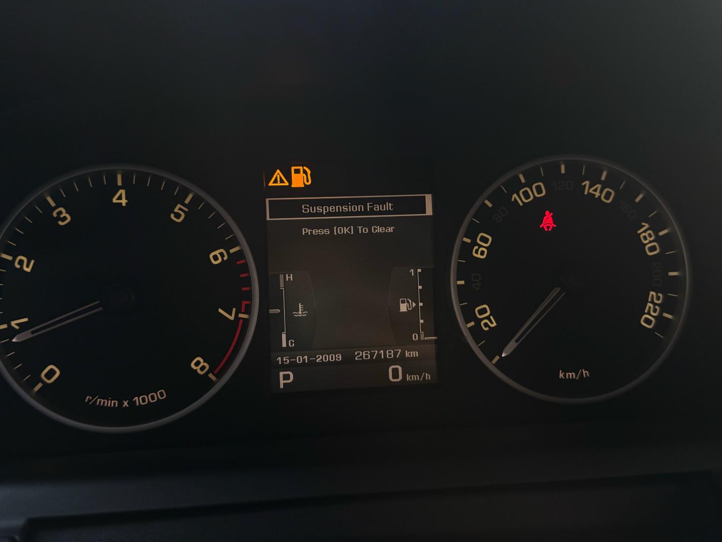 Land Rover Discovery 2011 thumb 10