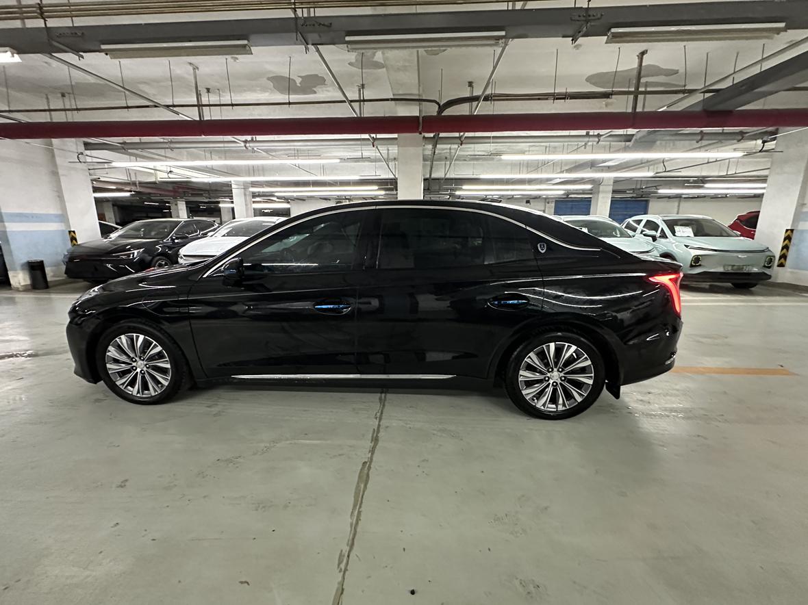 Hongqi E-QM5 2023 thumb 2