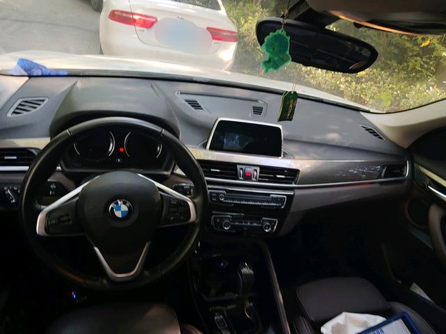 BMW X1 2019 thumb 3
