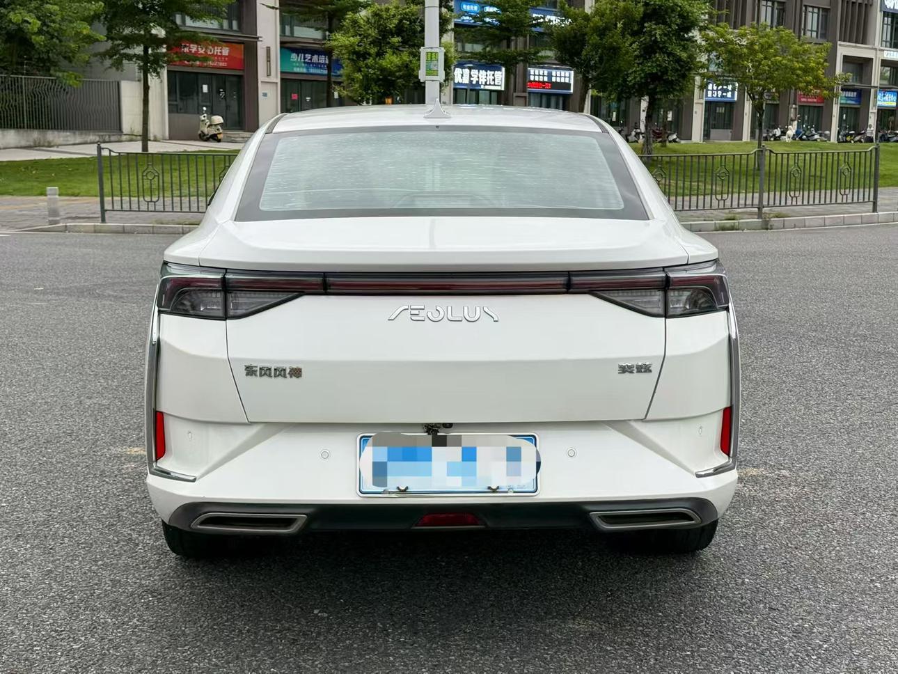 Dongfeng Aeolus Yixuan 2021 thumb 3