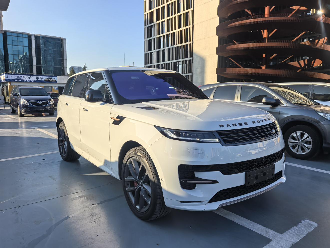 Land Rover Range Rover Sport 2025 thumb 12
