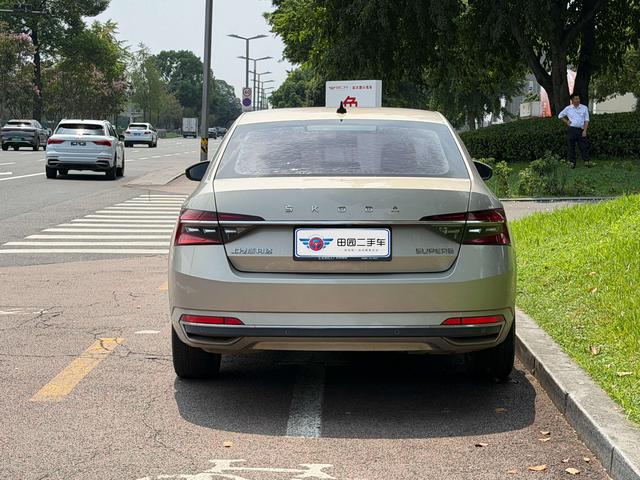 Skoda Su Pai 2021 thumb 3