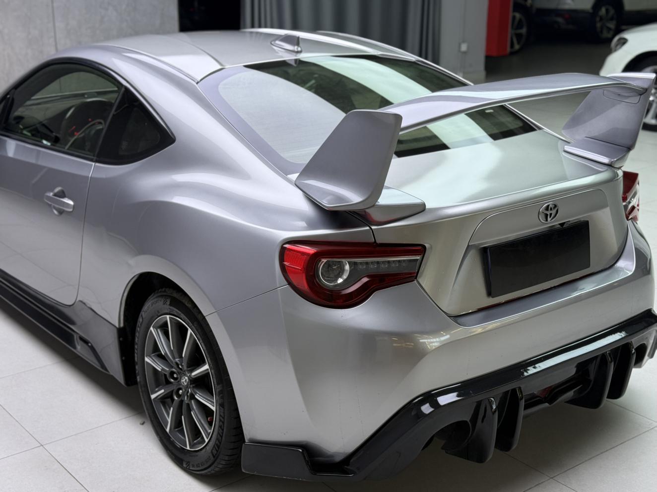 Toyota 86 2017 thumb 11
