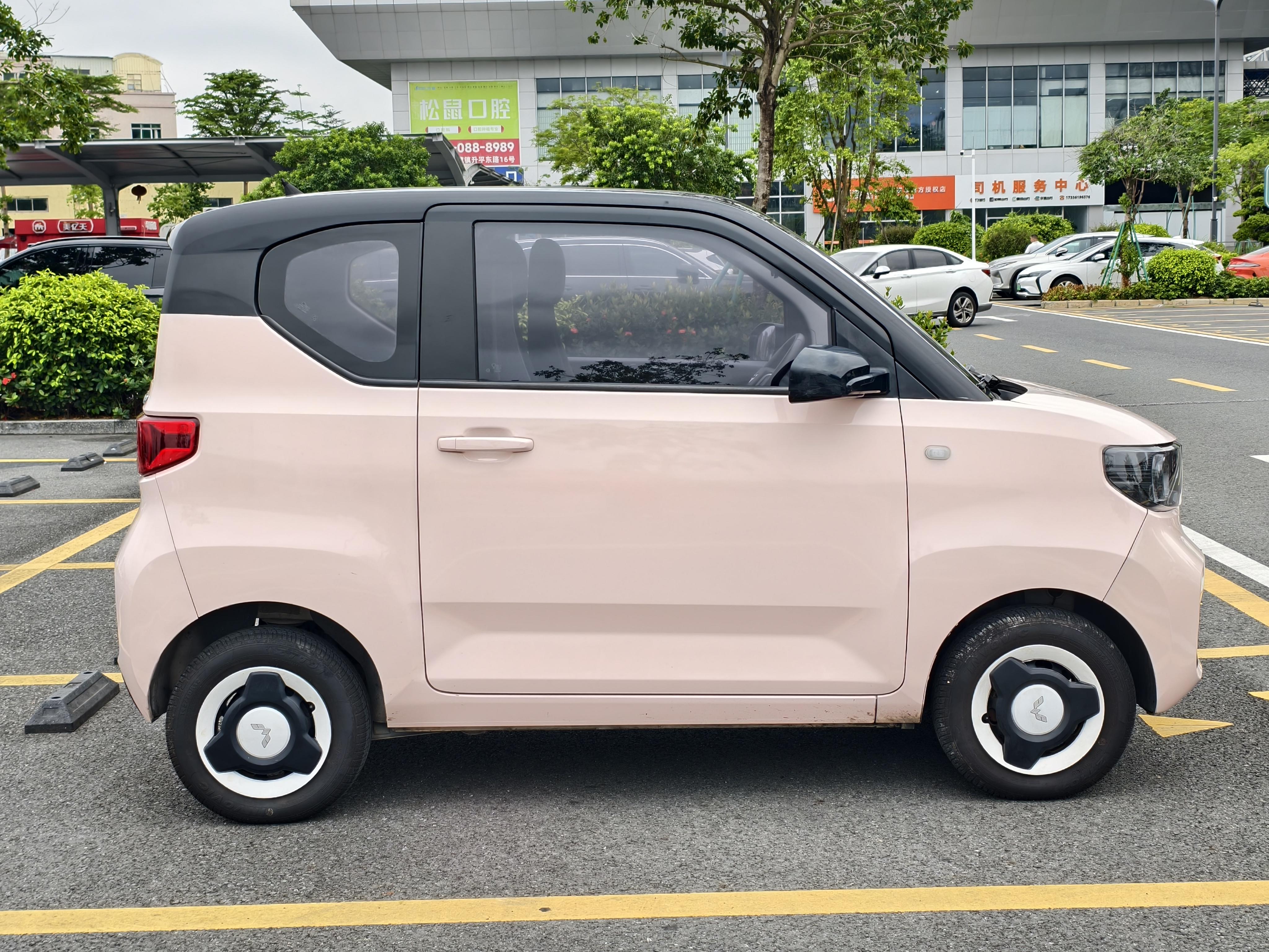 Wuling Mini EV 2021 thumb 5