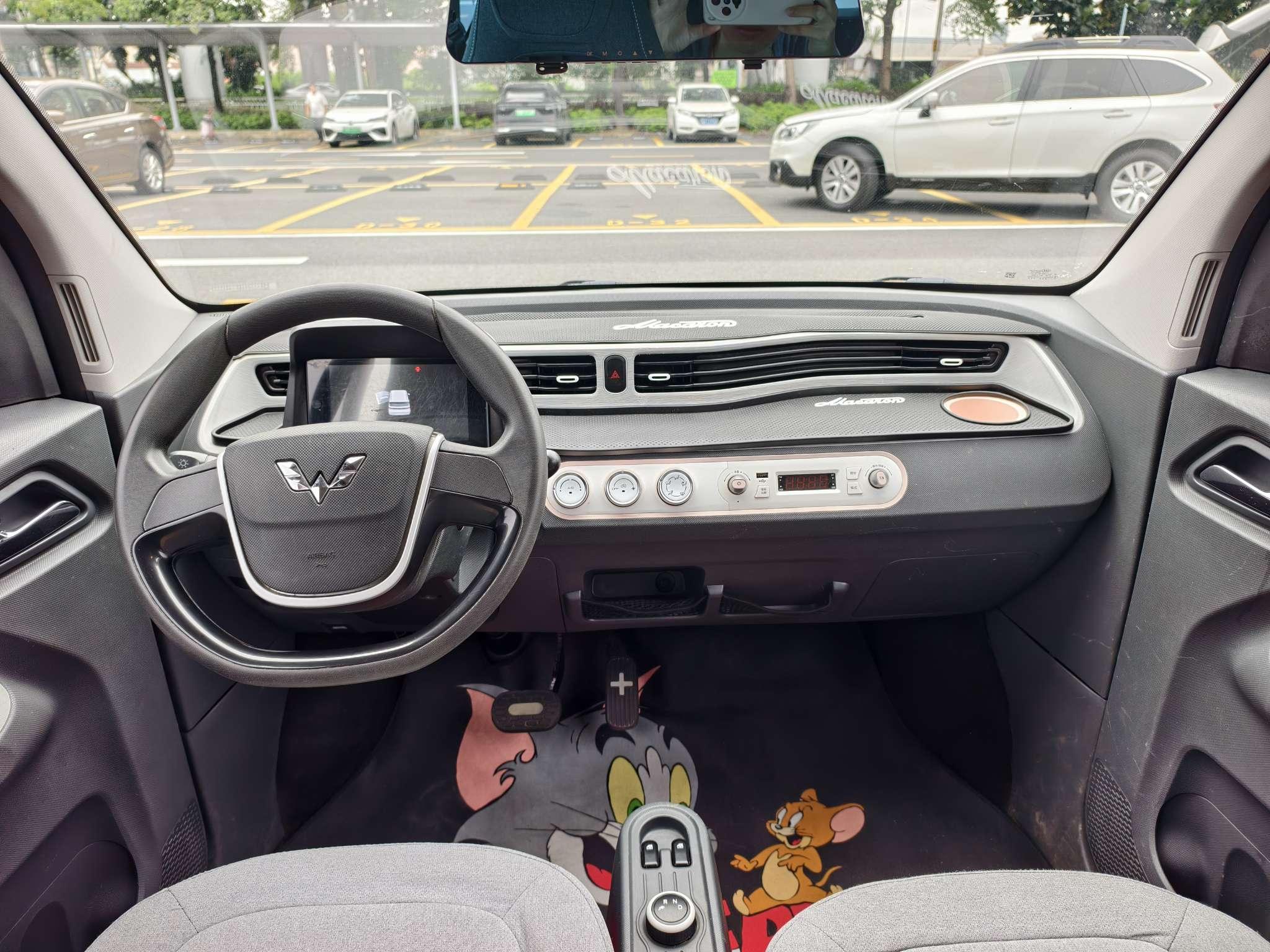 Wuling Mini EV 2021 thumb 9