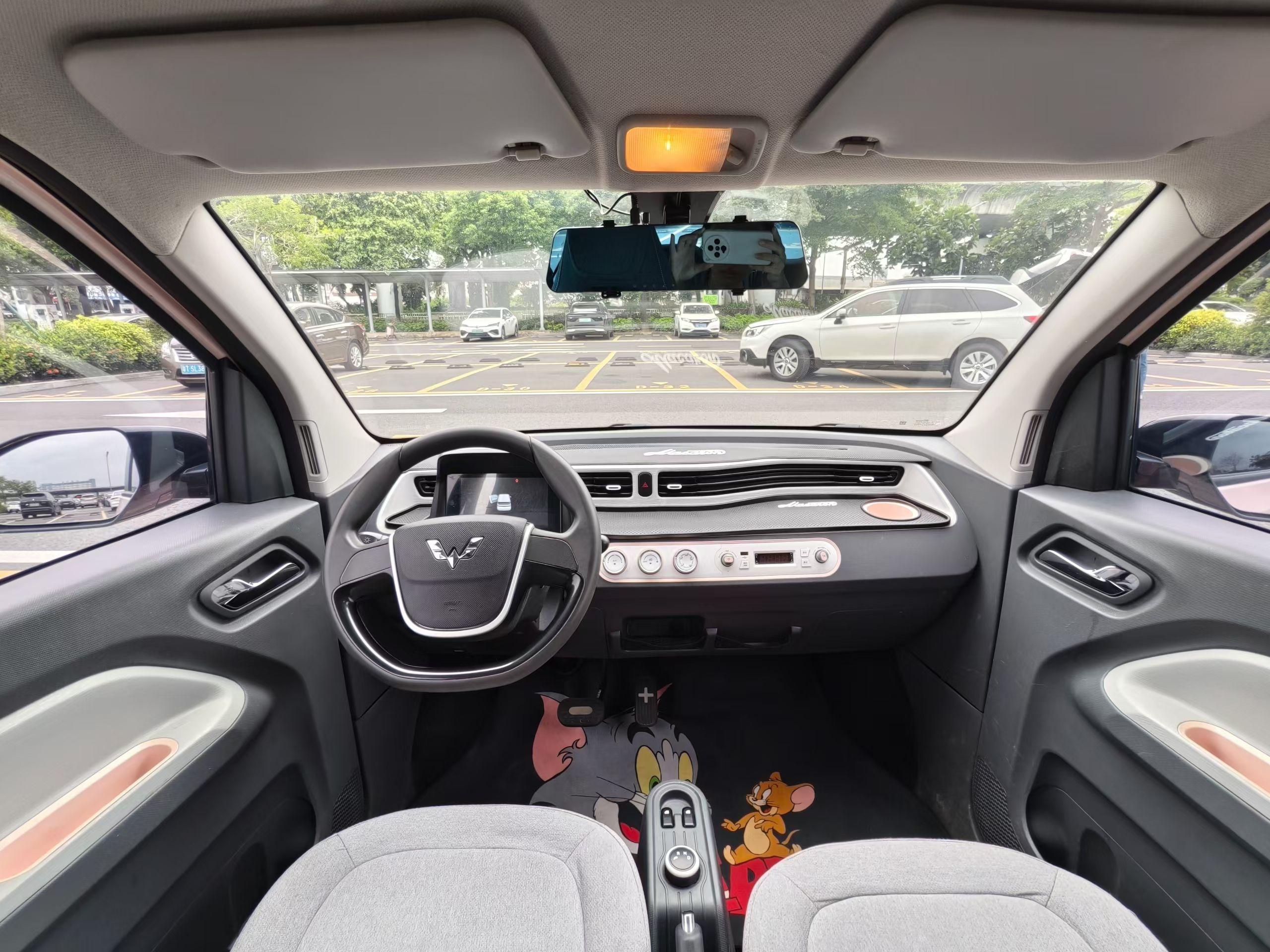 Wuling Mini EV 2021 thumb 11