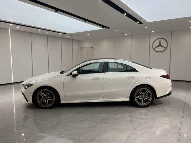 Mercedes-Benz CLA 2025 thumb 2