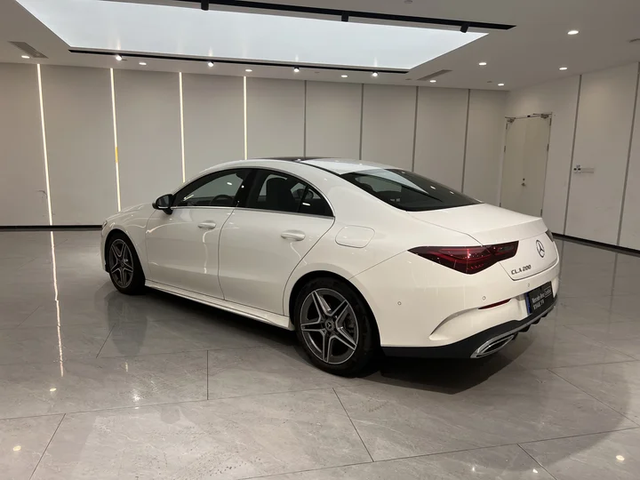 Mercedes-Benz CLA 2025 thumb 3