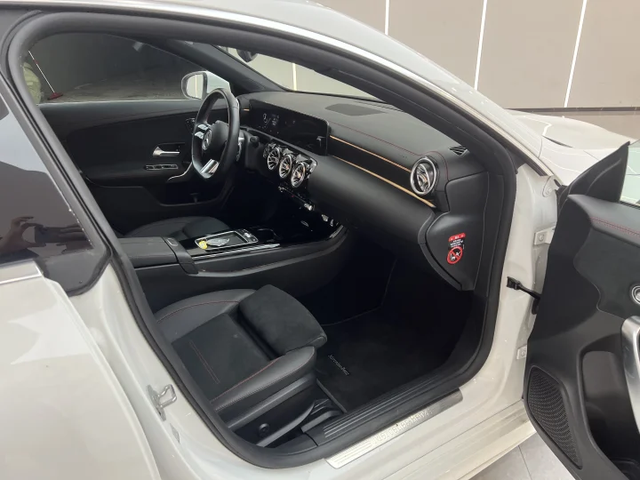 Mercedes-Benz CLA 2025 thumb 10