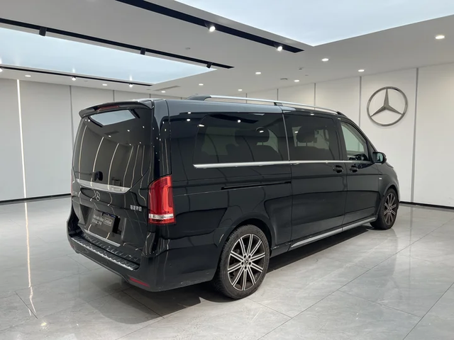 Mercedes-Benz V-Класс 2022 thumb 5