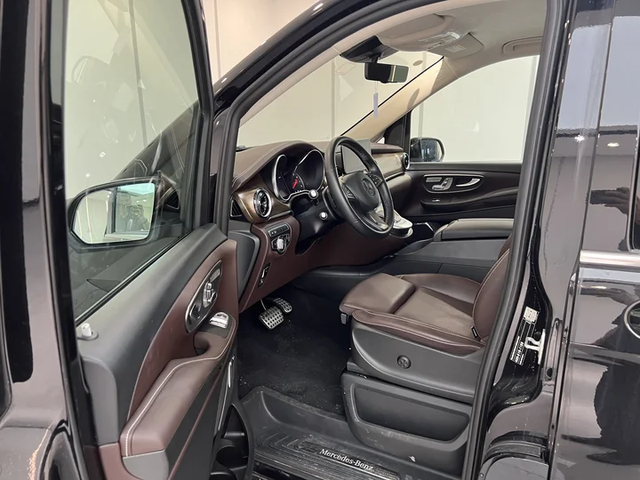 Mercedes-Benz V-Класс 2022 thumb 10