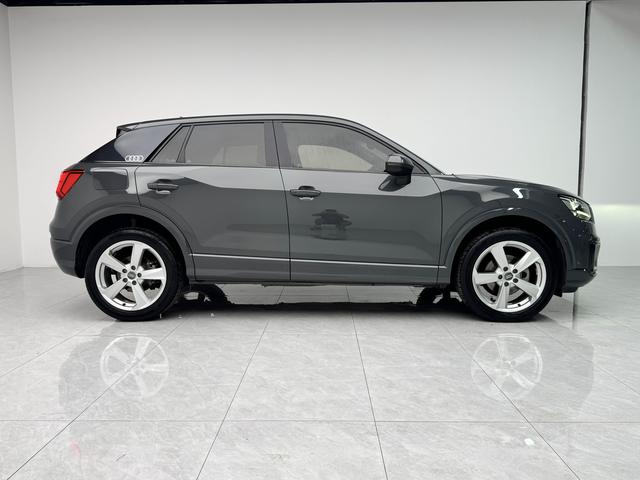 Audi Q2 2018 thumb 6