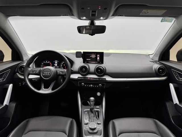 Audi Q2 2018 thumb 12