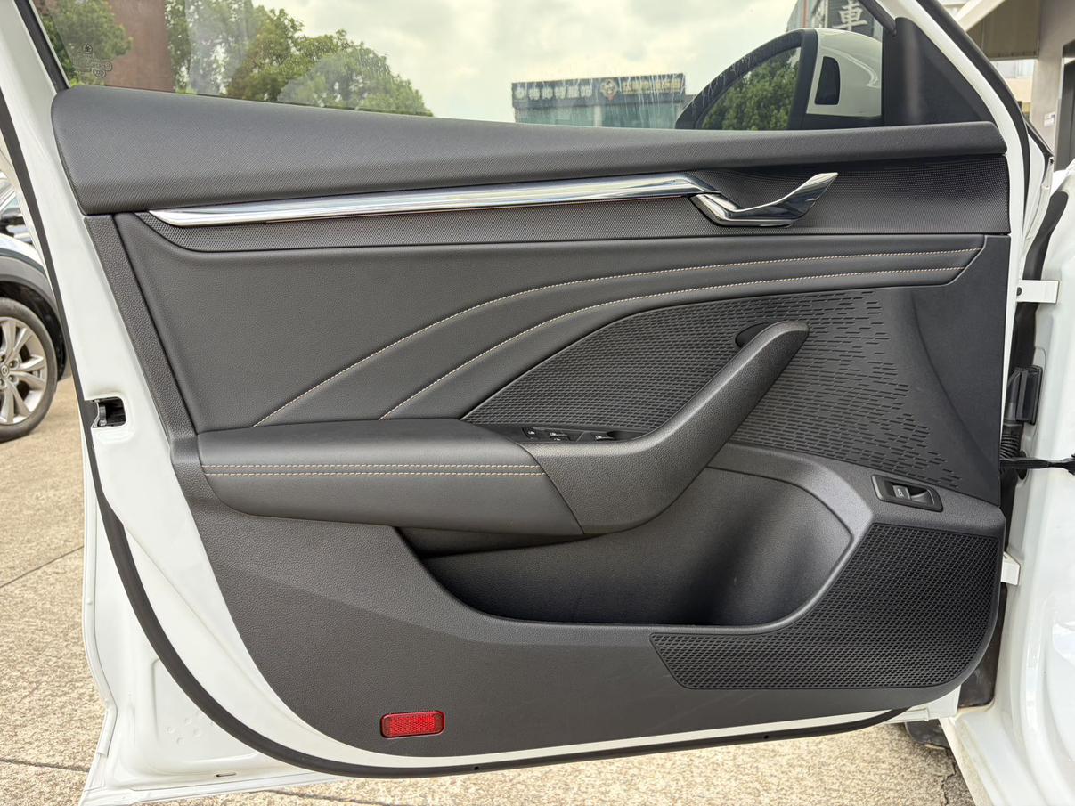 Skoda Ming Rui 2023 thumb 6