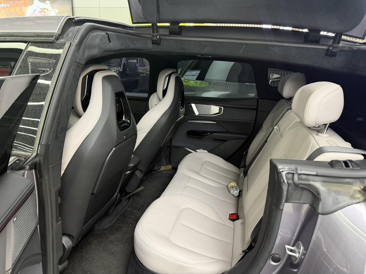 HiPhi Y 2023 thumb 9