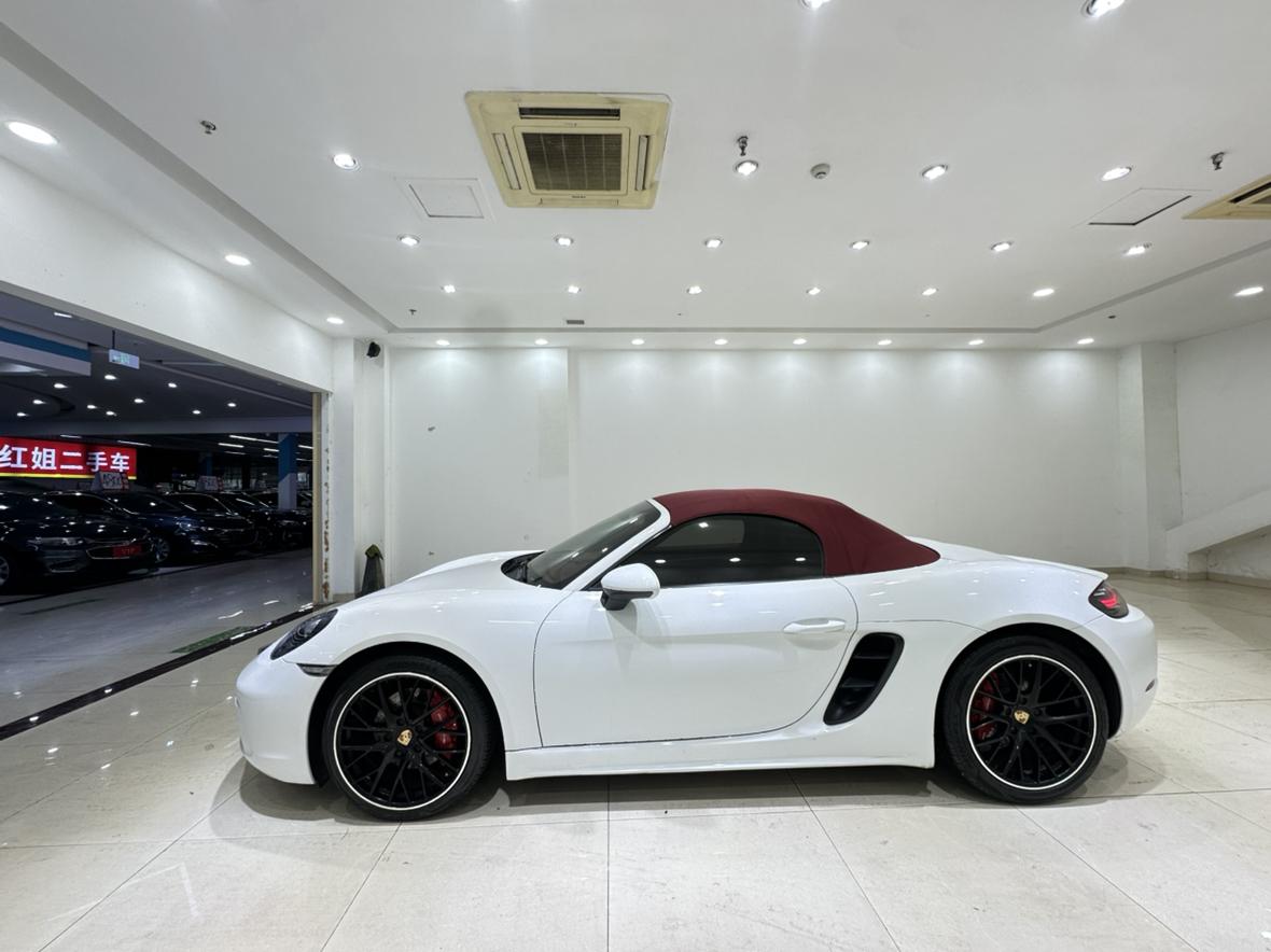 Porsche 718 2018 thumb 11