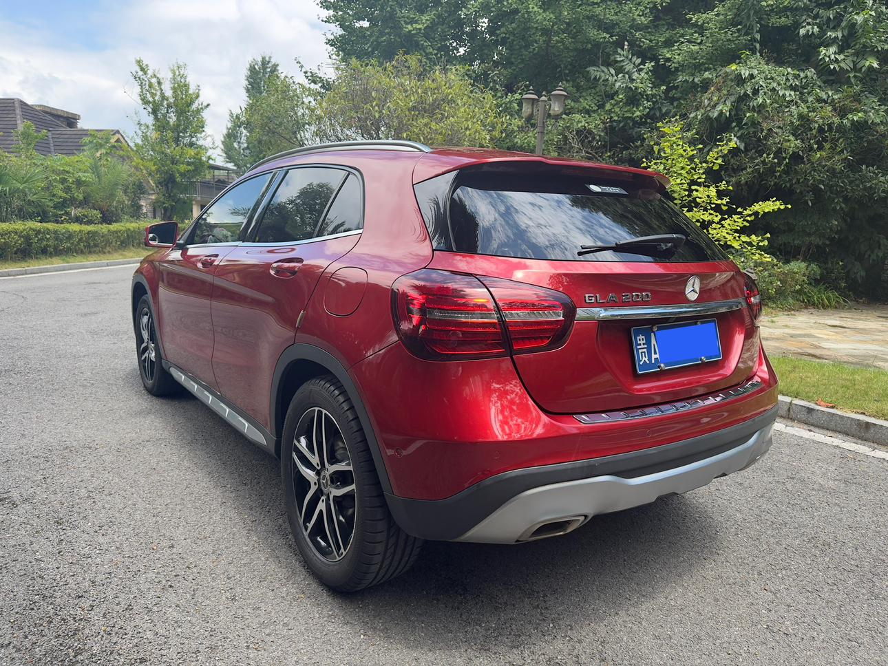 Mercedes-Benz GLA 2017 thumb 2