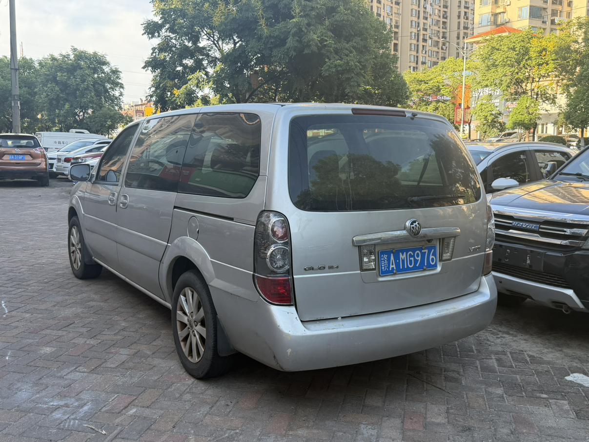 Buick GL8 2014 thumb 10
