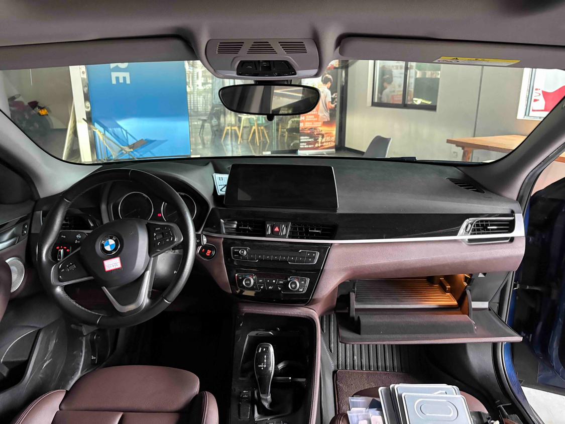 BMW X2 2021 thumb 5