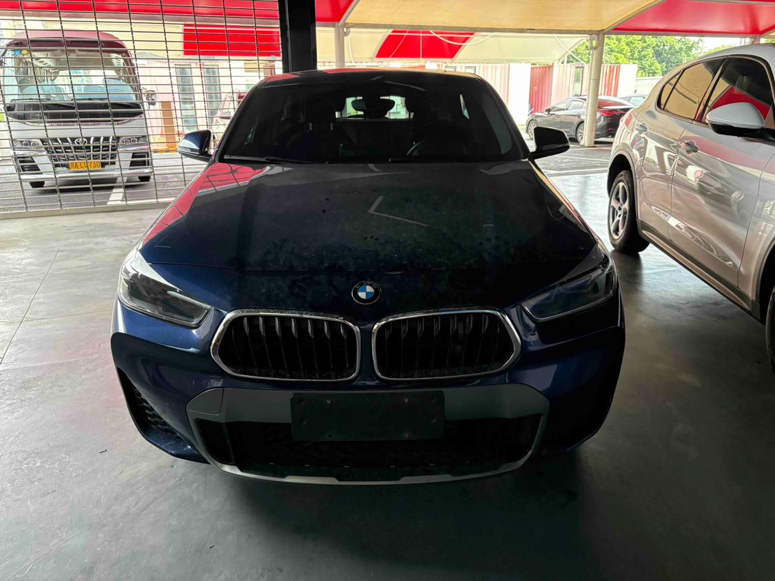 BMW X2 2021 thumb 9