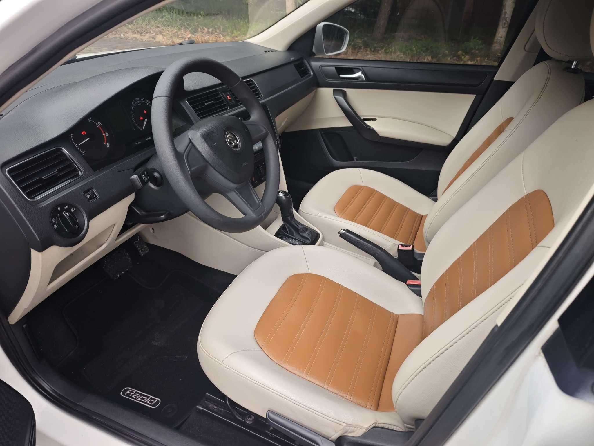 Skoda Xin Rui 2015 thumb 9
