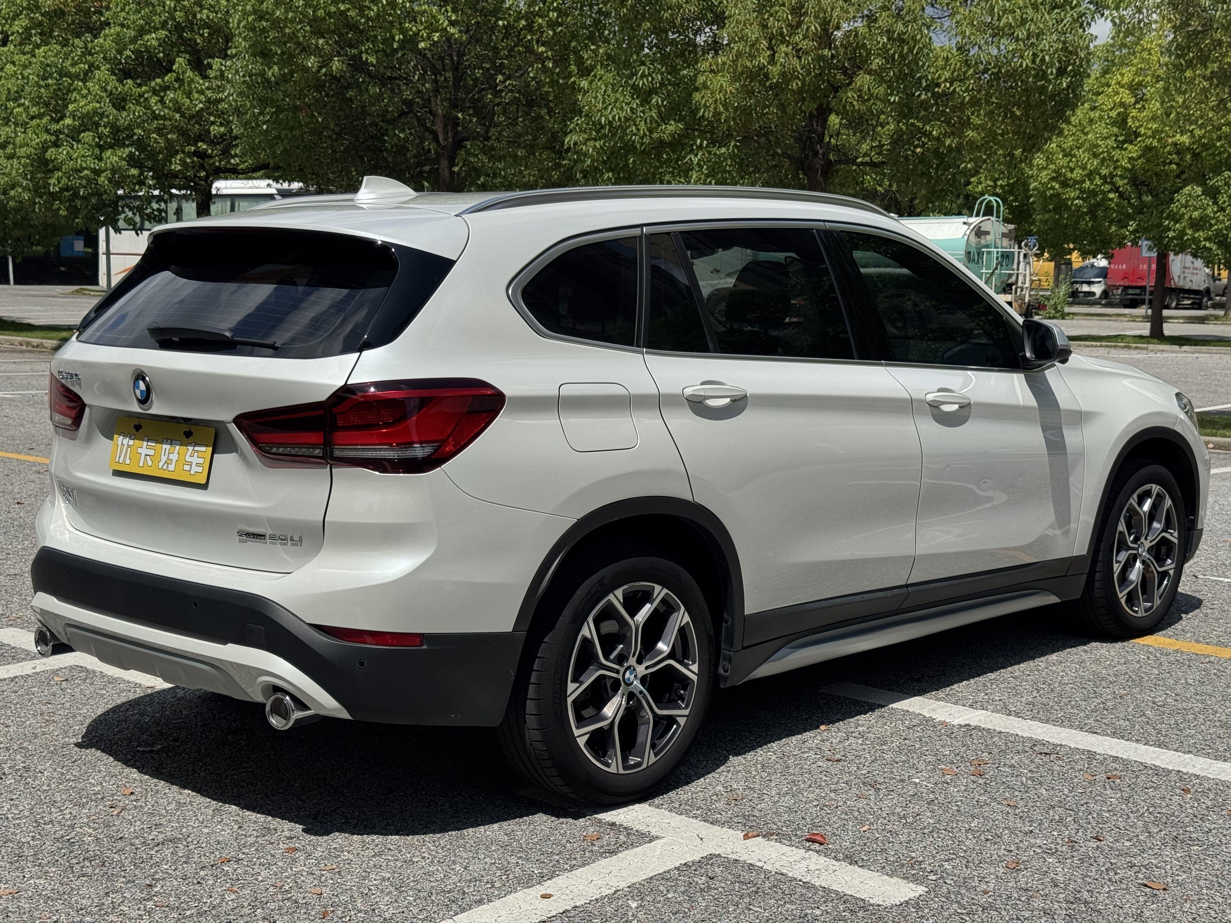 BMW X1 2022 thumb 4