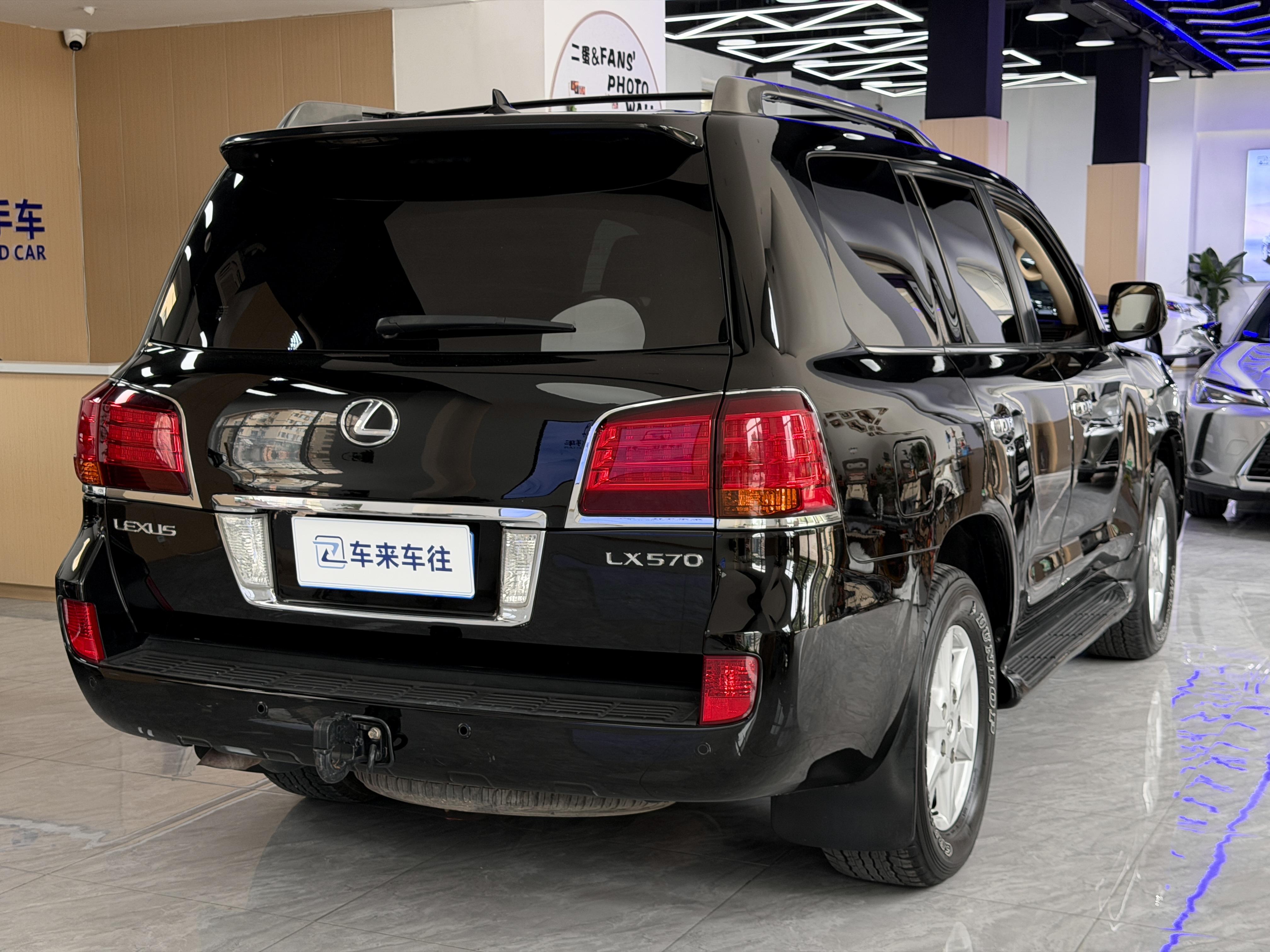 Lexus LX 2009 thumb 2