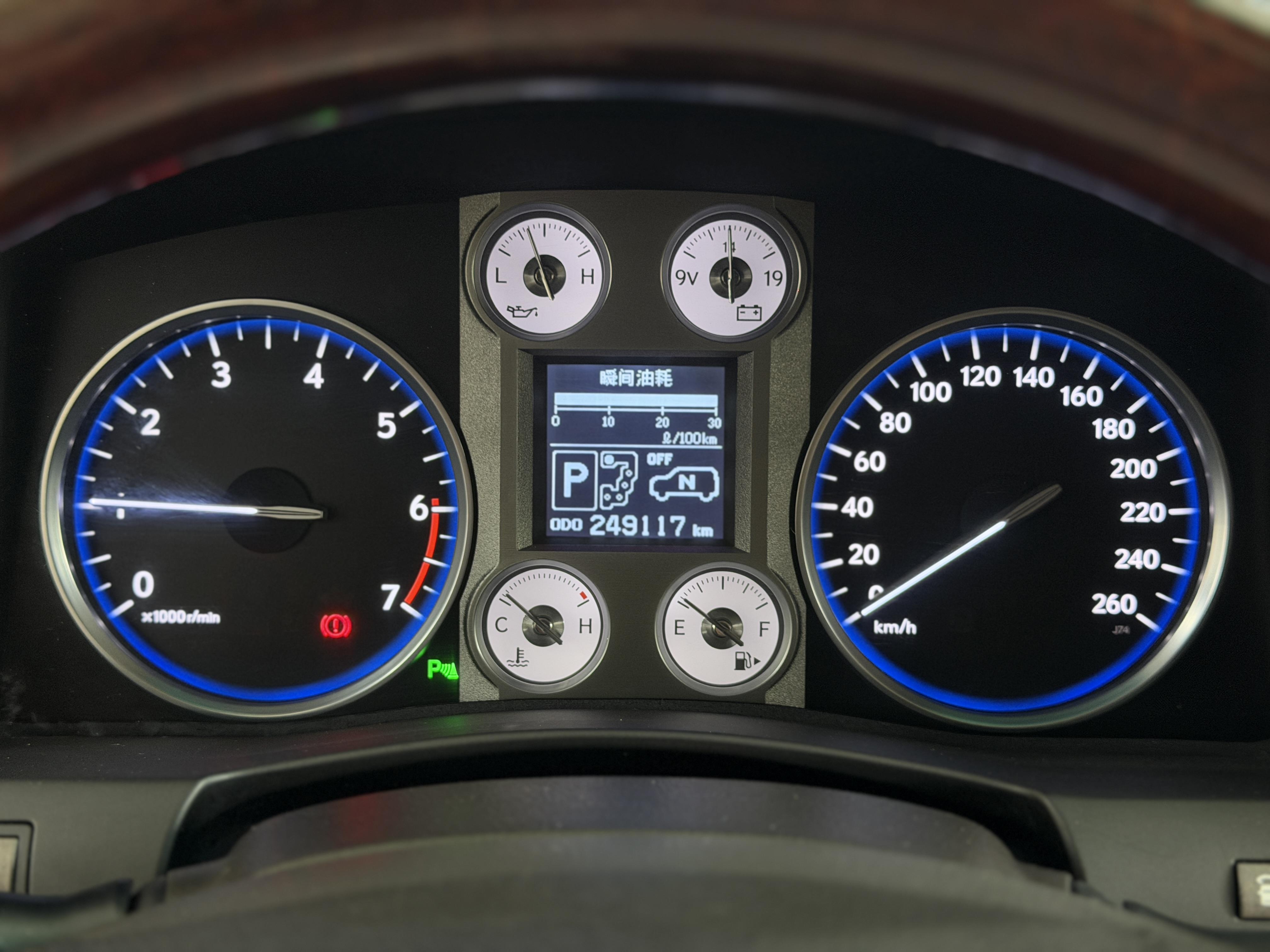 Lexus LX 2009 thumb 11
