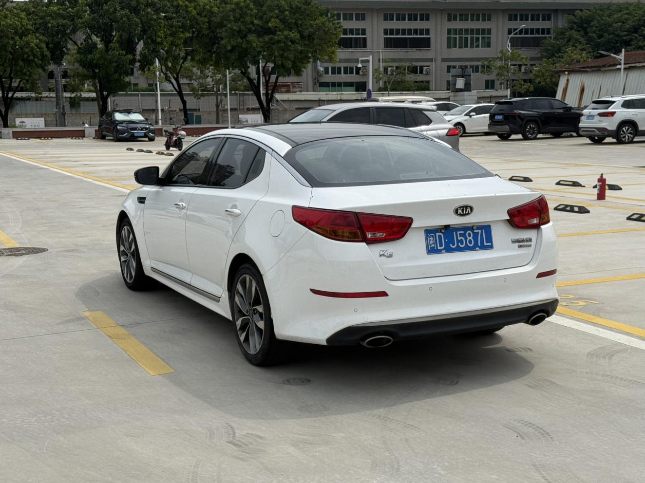 Kia K5 2015 thumb 2