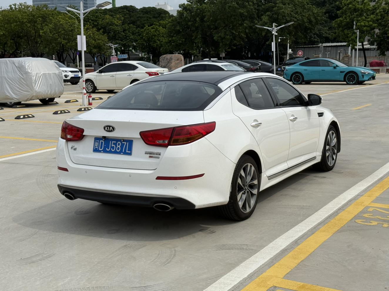 Kia K5 2015 thumb 4