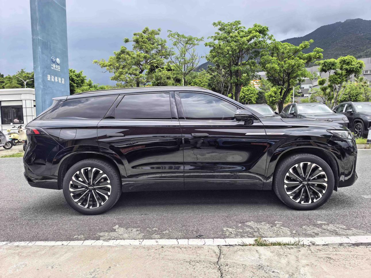 Chery Tiggo 9 2023 thumb 6