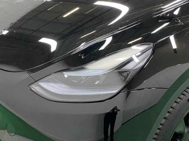 Tesla Model Y 2022 thumb 10