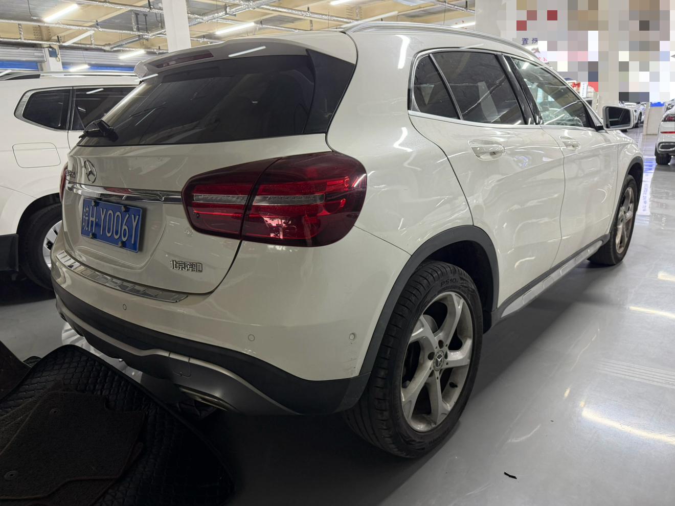 Mercedes-Benz GLA 2018 thumb 3
