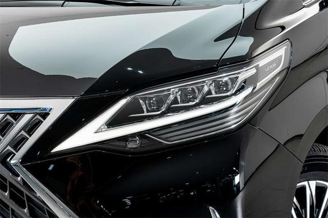 Lexus LM 2020 thumb 4