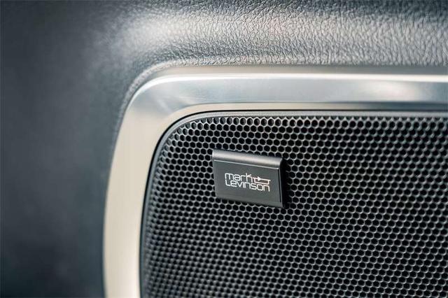 Lexus LM 2020 thumb 9