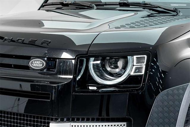 Land Rover Defender 2021 thumb 5