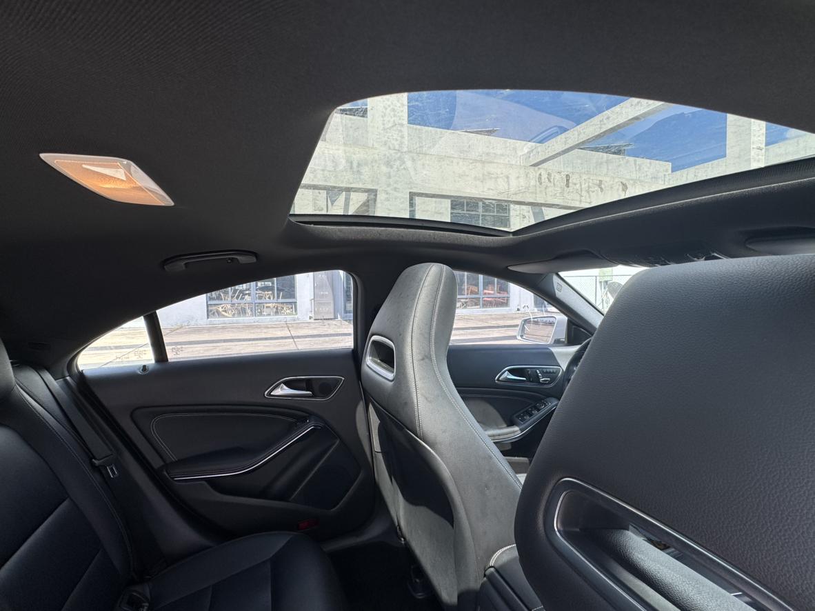 Mercedes-Benz CLA 2017 thumb 11