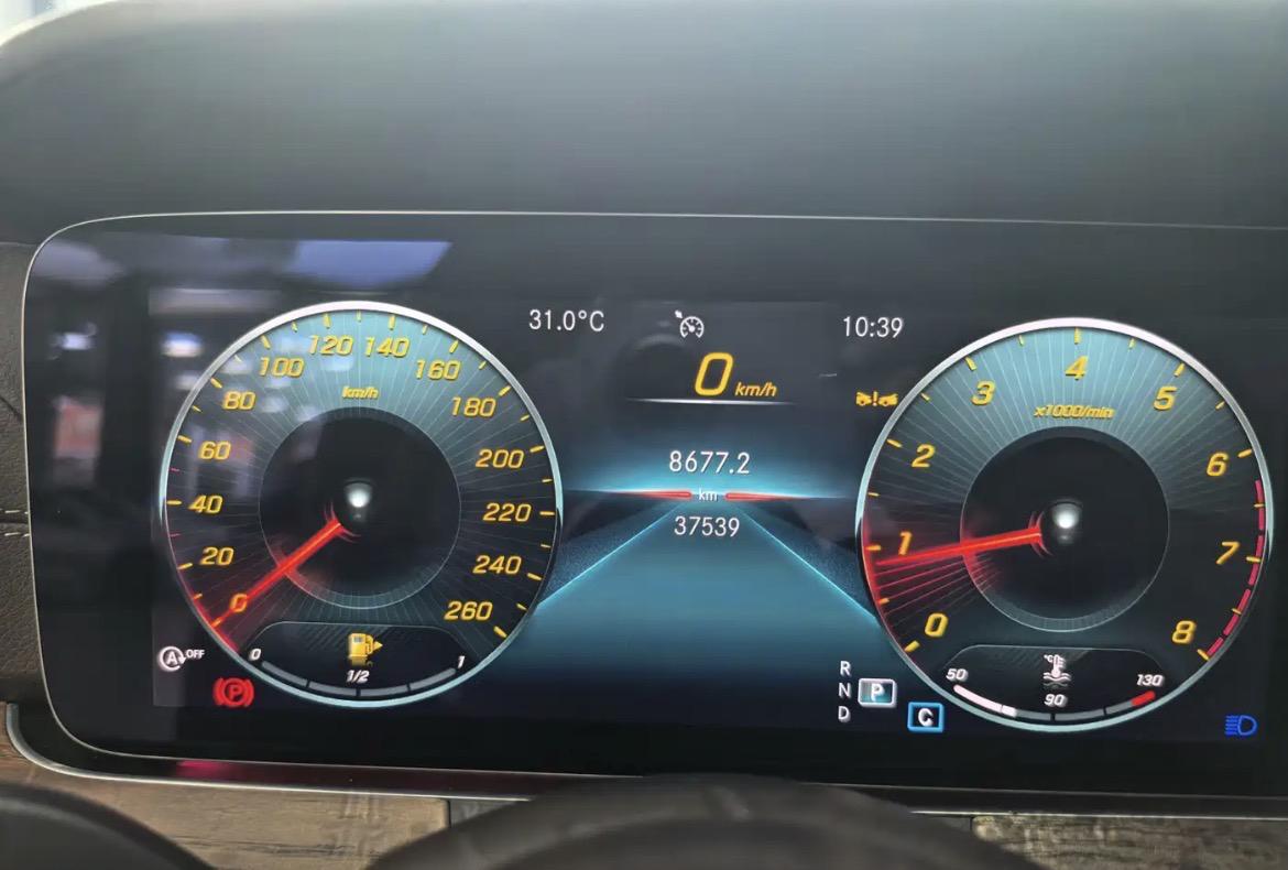 Mercedes-Benz E-Класс 2023 thumb 12