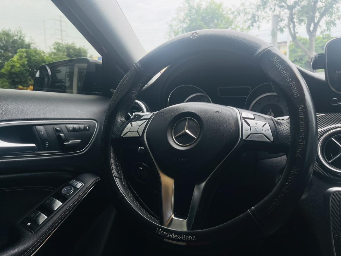 Mercedes-Benz GLA 2016 thumb 5