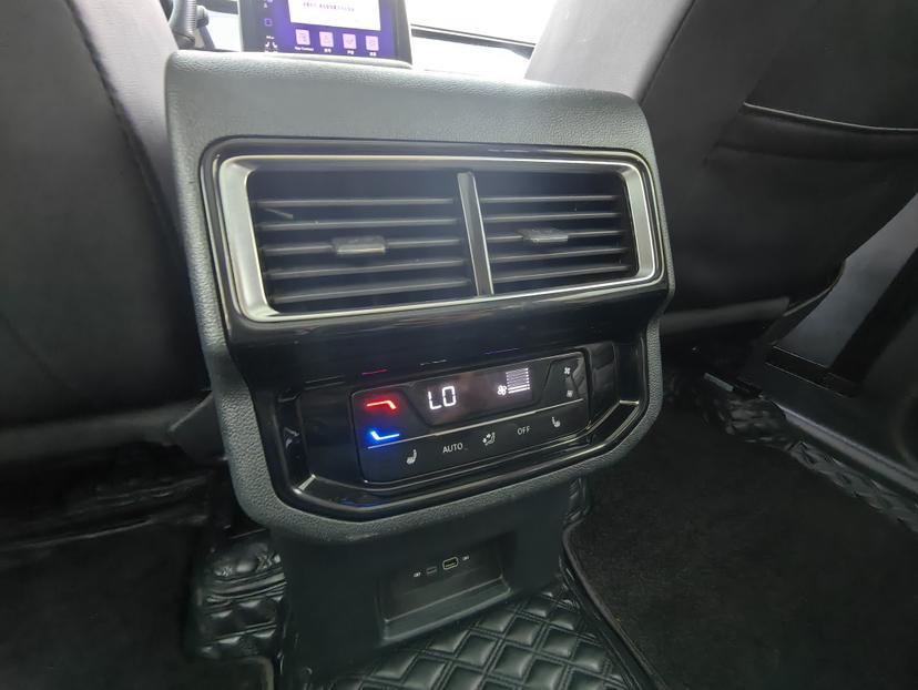 Volkswagen Teramont 2024 thumb 6