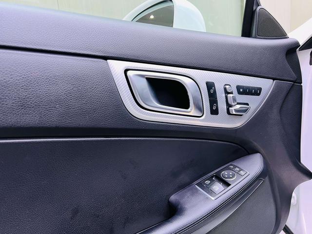 Mercedes-Benz SLC 2016 thumb 5
