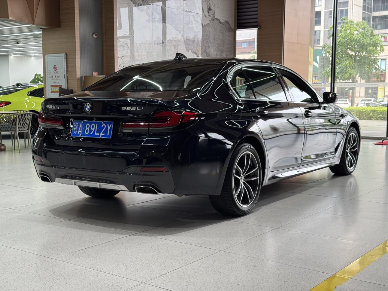 BMW 5 серии 2022 thumb 4