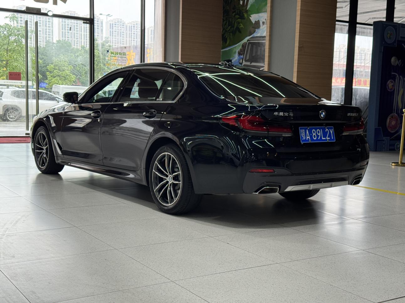 BMW 5 серии 2022 thumb 12
