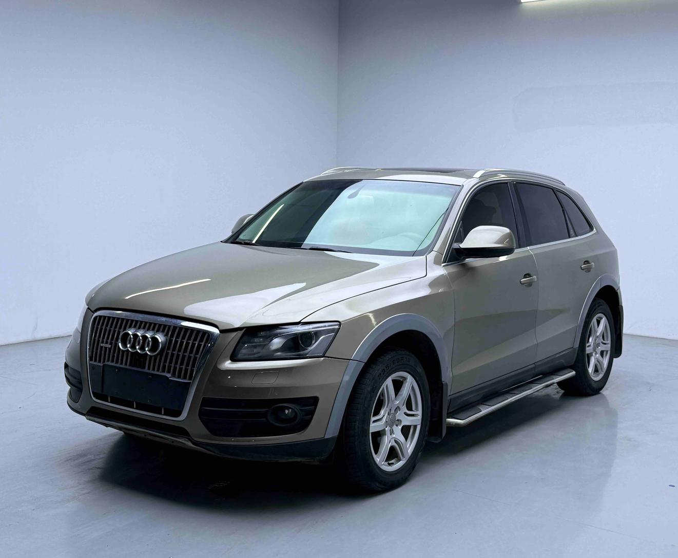 Audi Q5 2012 thumb 8