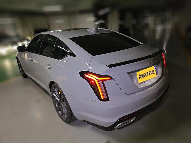 Cadillac CT5 2024 thumb 2