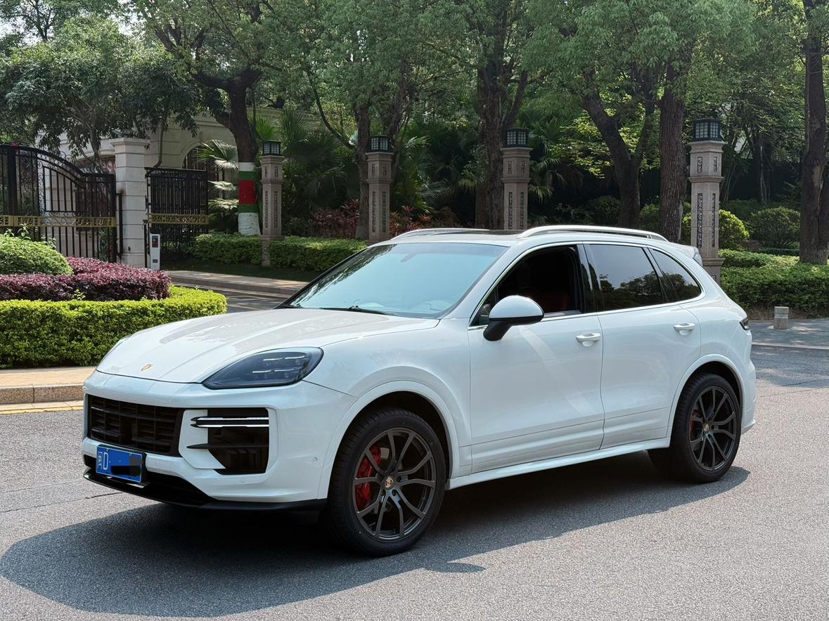 Porsche Cayenne 2011 thumb 11