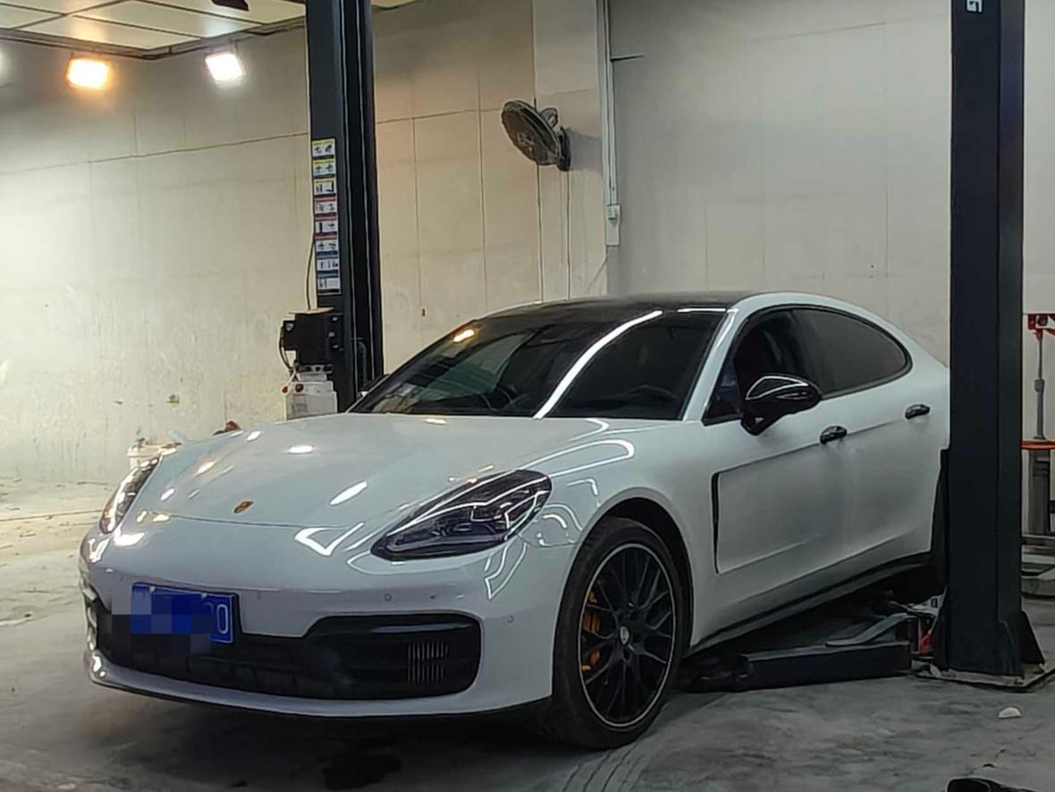 Porsche Panamera 2023 thumb 12