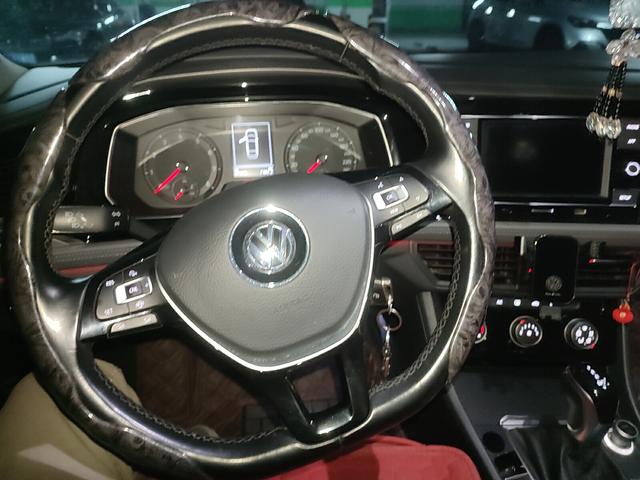 Volkswagen Sagitar 2019 thumb 5