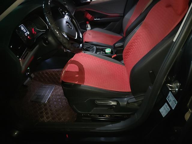 Volkswagen Sagitar 2019 thumb 8