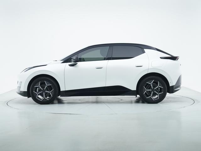 Lynk & Co Z20 2025 thumb 2